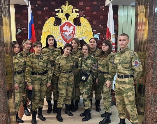 Курсанты гвардейской смены посетили  главный музей Росгвардии в Москве